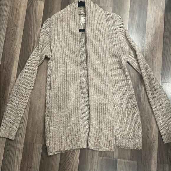 Cozy Beige Knit Cardigan Sweater from UrbannOutfitters - Picture 1 of 2